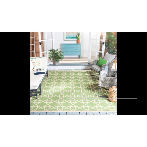 Highland Dunes Dirks Geometric Green/Beige Indoor / Outdoor Area Rug